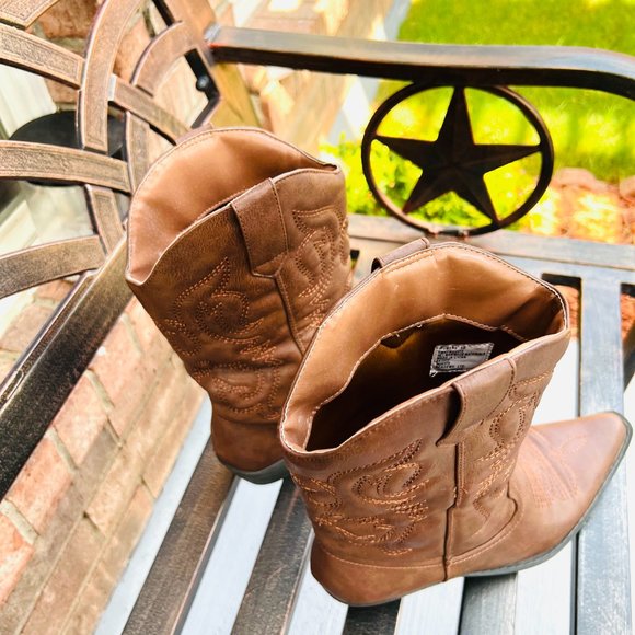 ‼️ SOLD ‼️ Cowgirl Western Boot - Austin Trading Co. Sz 10 - Picture 6 of 8